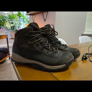 Columbia Hiking Boots